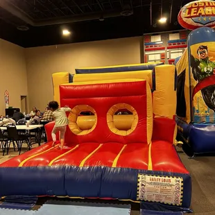 Bounce obstacle course