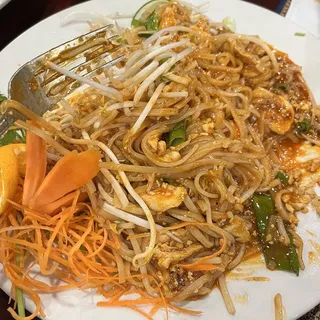 pad thai noodles