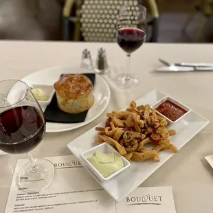 Fried Calamari &amp; Rosemary Bread