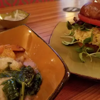 Shrimp and Grits Plate