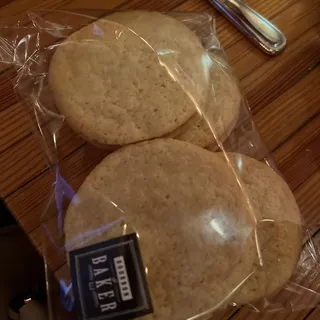 4 Pack of Strawberry Champagne Cookie