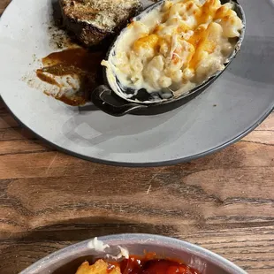 Sirloin with Mac and cheese