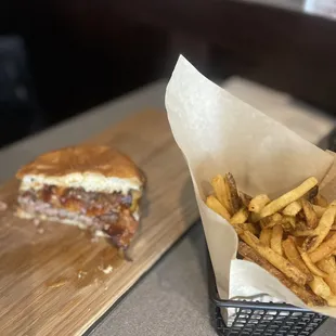 Frontier Burger
