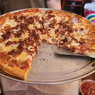 Hawaiian pizza