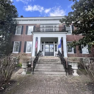 A beautiful 200 year old mansion serves as a B&amp;B with an amazing breakfast for guests