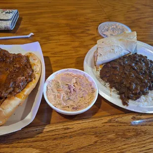 Vegan jackfruit sandwich with vegan coleslaw and vegan blackbeans!!