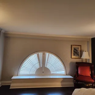 King size room on the street