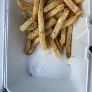 This is $5 fries smh . Good for the drinks that&apos;s it.