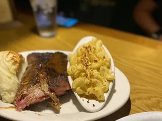 Damon's Steak House