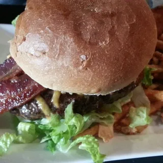 Classic Bacon Burger