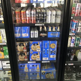 The  famous MODELO door!!