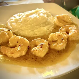Shrimp Bourbon Street, sauce was curled up and mashed potatoes horrible, but shrimp very good!