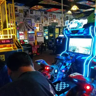 Arcade/ticket games