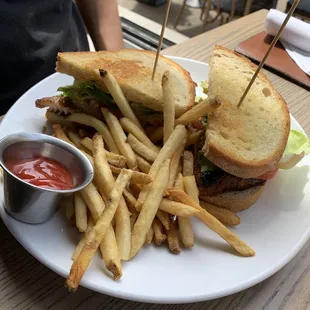 Blackened Grouper Sandwich