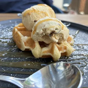 Salted Caramel waffle