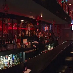 Pano of the Bar at Bow Bow