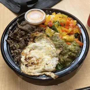 Today I enjoyed the brunch bowl from bowl appetite and it was