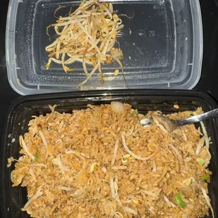&quot;Pineapple&quot; fried rice with egg. No egg found... more bean sprouts than anything...had to search for the pineapple.