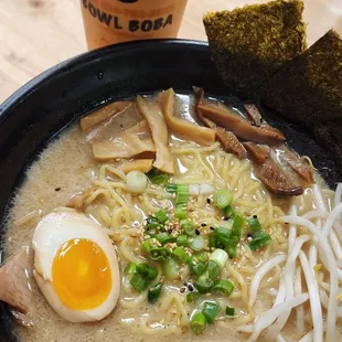 Black Garlic Tonkotsu