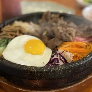Dol sot bibimbap has toasty rice and packed with toppings!!!