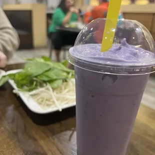 Taro bubble tea