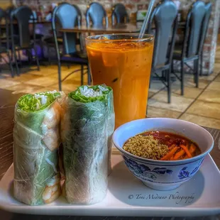 The tastiest spring rolls...EVER!!!