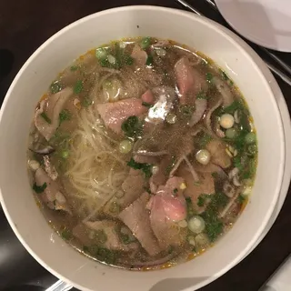Pho Tai