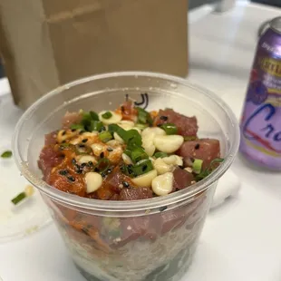 Poke bowl spicy tuna