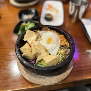 Dolsot Bibimbap with Tofu