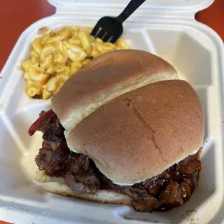 brisket sandwich with 1 side