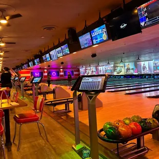 Bowlero 10 Park