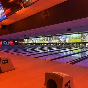 Bowling lanes