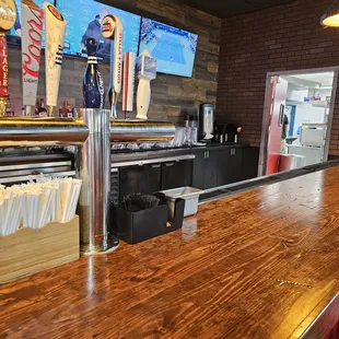 Bar) kitchen