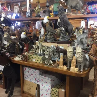 Lots of fun Western decor