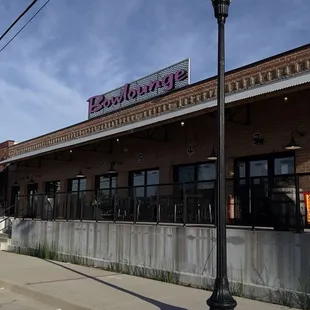 Loving the vintage vibe