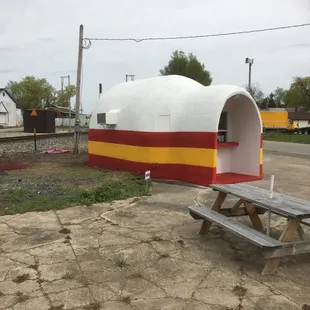 Bowzers New Paint Job Stage 1 Painted By:  JAF Handyman And Remodeling Services Phone:  614-271-5793