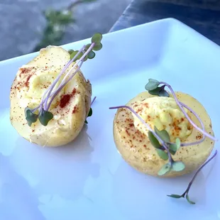 Deviled Eggs, all vegan and perfection!