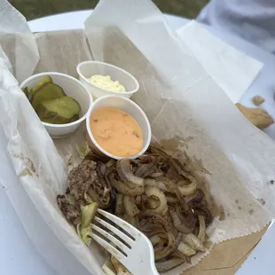 Bourbon cream burger no bun, side of thousand Island, Mayo and pickles