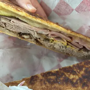 Cuban sandwich