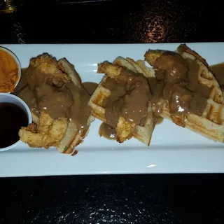 Brunch Chicken & Waffles