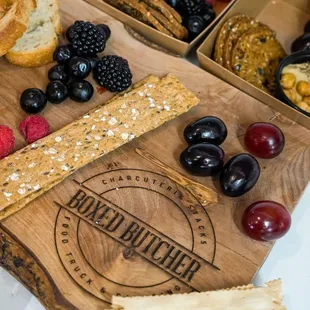 Can customize: no nuts, vegan, gluten free-no problem