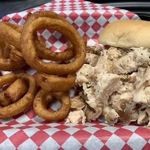 Pulled Chicken Sandwich