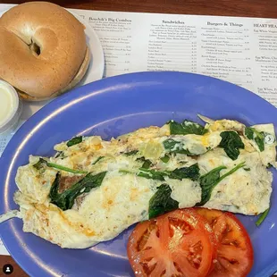 Spinach and Sausage omelet with whole wheat bagel