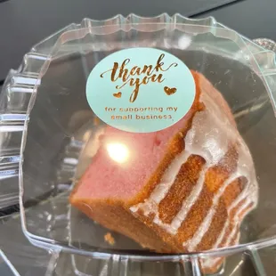 Delicious Strawberry Bundt Cake!