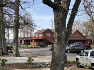 Blue Bank Resort and Fish House