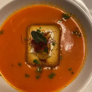 Red pepper and tomato bisque