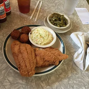 3-piece catfish plate. Delicious!!