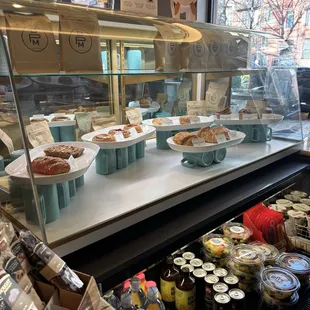 sushi and sashimi, interior