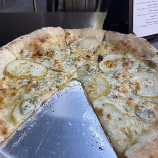 Honey Pear Pizza