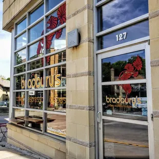 Storefront for Bradbury&apos;s